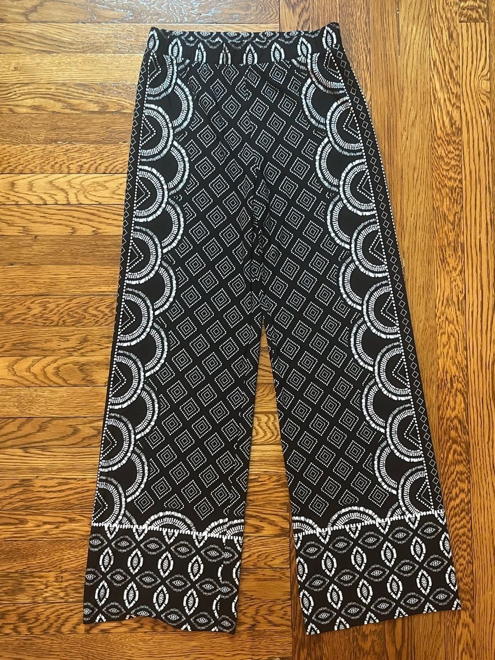 Monteau Black and White Printed Wide-Leg Pants